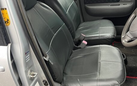 Toyota Sienta I, 2005 год, 500 000 рублей, 7 фотография