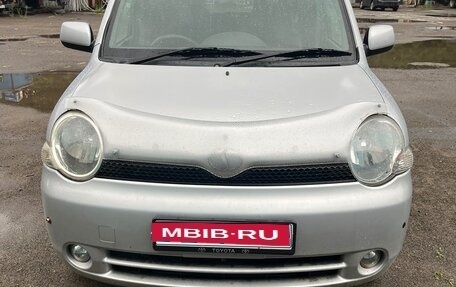 Toyota Sienta I, 2005 год, 500 000 рублей, 1 фотография