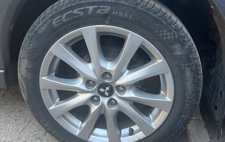 Mitsubishi Outlander III рестайлинг 3, 2006 год, 799 000 рублей, 6 фотография
