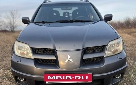 Mitsubishi Outlander III рестайлинг 3, 2006 год, 799 000 рублей, 15 фотография