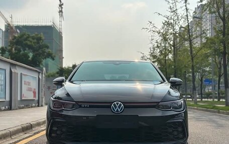 Volkswagen Golf GTI, 2022 год, 1 980 000 рублей, 1 фотография