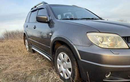 Mitsubishi Outlander III рестайлинг 3, 2006 год, 799 000 рублей, 17 фотография