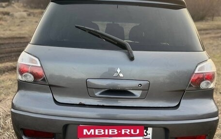 Mitsubishi Outlander III рестайлинг 3, 2006 год, 799 000 рублей, 16 фотография