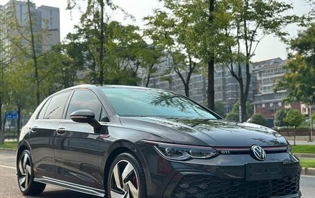 Volkswagen Golf GTI, 2022 год, 1 980 000 рублей, 4 фотография