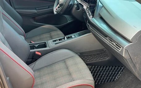 Volkswagen Golf GTI, 2022 год, 1 980 000 рублей, 13 фотография