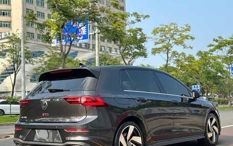 Volkswagen Golf GTI, 2022 год, 1 980 000 рублей, 5 фотография