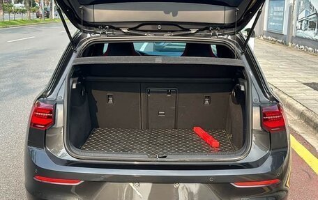 Volkswagen Golf GTI, 2022 год, 1 980 000 рублей, 14 фотография