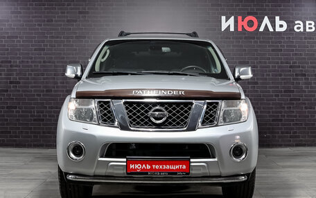 Nissan Pathfinder, 2011 год, 1 900 000 рублей, 2 фотография