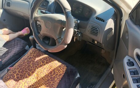 Mazda Familia, 1999 год, 225 000 рублей, 2 фотография