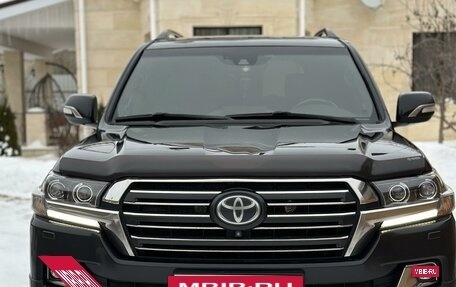 Toyota Land Cruiser 200, 2017 год, 7 000 000 рублей, 8 фотография