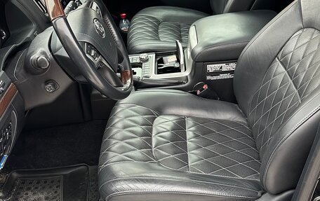 Toyota Land Cruiser 200, 2017 год, 7 000 000 рублей, 18 фотография