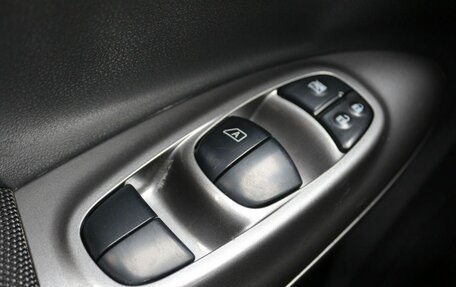 Nissan Juke II, 2012 год, 920 000 рублей, 11 фотография