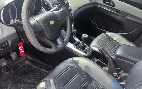 Chevrolet Cruze II, 2013 год, 730 000 рублей, 10 фотография