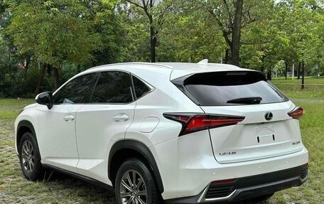 Lexus NX I, 2021 год, 2 630 000 рублей, 8 фотография