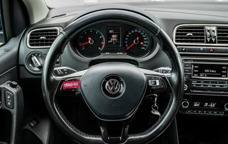 Volkswagen Polo VI (EU Market), 2017 год, 750 000 рублей, 15 фотография