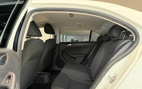 Volkswagen Jetta VI, 2015 год, 960 000 рублей, 17 фотография