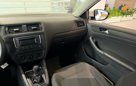 Volkswagen Jetta VI, 2015 год, 960 000 рублей, 20 фотография