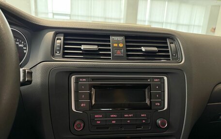 Volkswagen Jetta VI, 2015 год, 960 000 рублей, 26 фотография