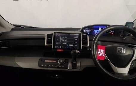Honda Freed I, 2013 год, 1 200 000 рублей, 8 фотография