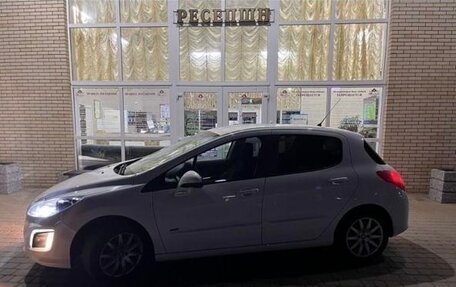 Peugeot 308 II, 2011 год, 650 000 рублей, 4 фотография