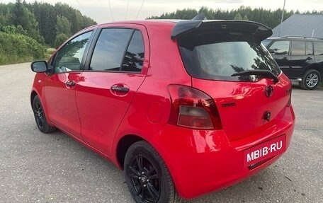 Toyota Yaris III рестайлинг, 2007 год, 500 000 рублей, 4 фотография