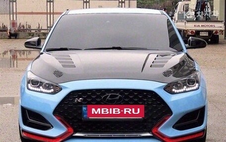 Hyundai Veloster II, 2021 год, 2 294 000 рублей, 2 фотография