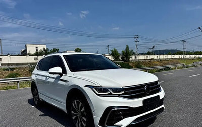 Volkswagen Tiguan II, 2022 год, 2 377 123 рублей, 1 фотография