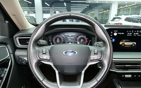 Ford Explorer VI, 2022 год, 2 613 000 рублей, 8 фотография