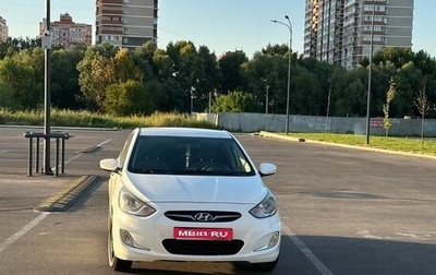 Hyundai Solaris II рестайлинг, 2012 год, 700 000 рублей, 1 фотография