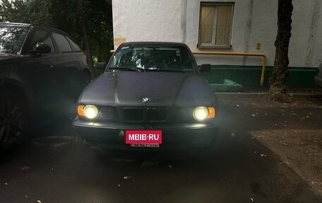 BMW 5 серия, 1988 год, 315 000 рублей, 14 фотография