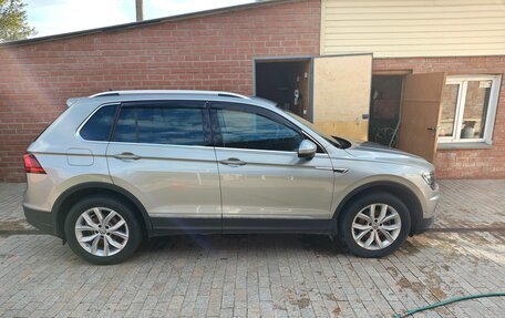 Volkswagen Tiguan II, 2020 год, 3 150 000 рублей, 5 фотография