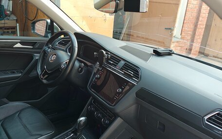 Volkswagen Tiguan II, 2020 год, 3 150 000 рублей, 11 фотография