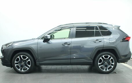 Toyota RAV4, 2019 год, 2 890 000 рублей, 14 фотография