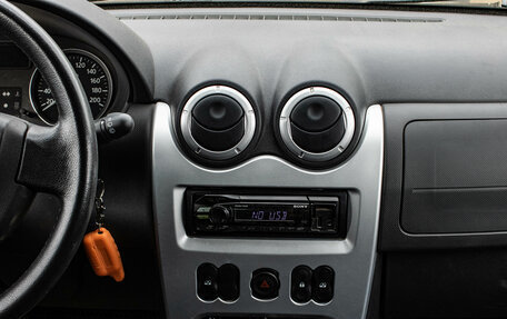 Renault Sandero I, 2012 год, 689 000 рублей, 7 фотография