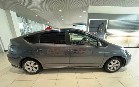 Toyota Prius, 2007 год, 569 000 рублей, 4 фотография