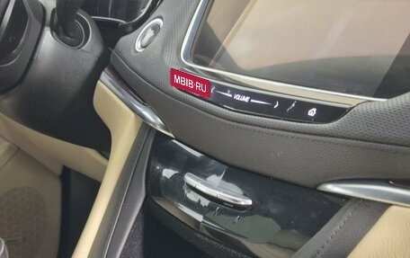 Cadillac XT5 I рестайлинг, 2016 год, 2 390 000 рублей, 12 фотография