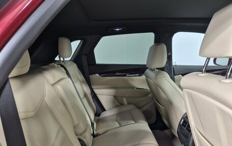 Cadillac XT5 I рестайлинг, 2016 год, 2 390 000 рублей, 16 фотография