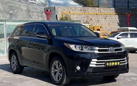 Toyota Highlander III, 2021 год, 2 803 000 рублей, 3 фотография