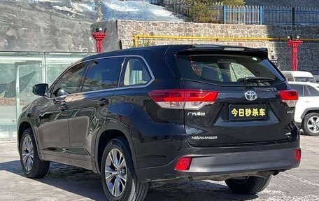 Toyota Highlander III, 2021 год, 2 803 000 рублей, 6 фотография