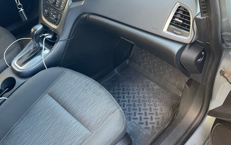 Opel Astra J, 2013 год, 900 000 рублей, 19 фотография