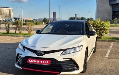Toyota Camry, 2021 год, 3 880 000 рублей, 1 фотография
