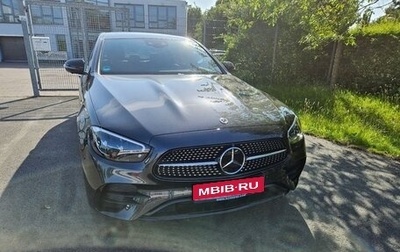 Mercedes-Benz E-Класс, 2022 год, 5 100 000 рублей, 1 фотография