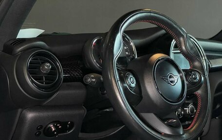 MINI Hatch, 2019 год, 2 900 000 рублей, 7 фотография