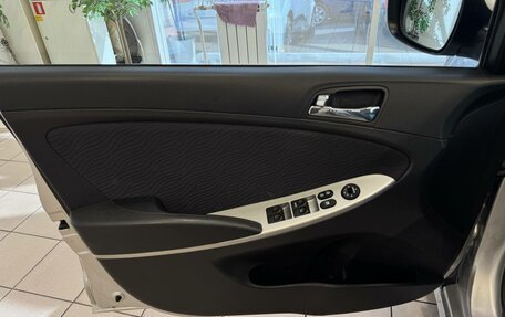 Hyundai Solaris II рестайлинг, 2013 год, 890 000 рублей, 14 фотография