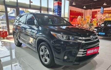 Toyota Highlander III, 2021 год, 3 050 000 рублей, 3 фотография