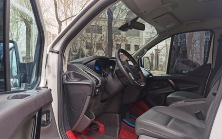 Ford Tourneo Custom I рестайлинг, 2020 год, 3 160 000 рублей, 4 фотография