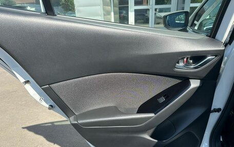 Mazda 3, 2018 год, 1 925 000 рублей, 17 фотография