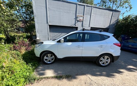 Hyundai ix35 I рестайлинг, 2010 год, 999 999 рублей, 7 фотография