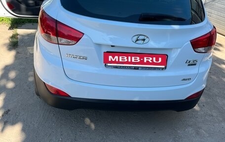 Hyundai ix35 I рестайлинг, 2010 год, 999 999 рублей, 8 фотография