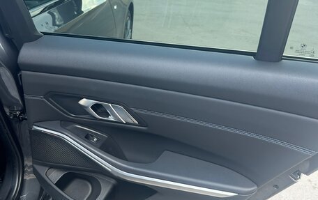 BMW 3 серия, 2019 год, 3 450 000 рублей, 10 фотография